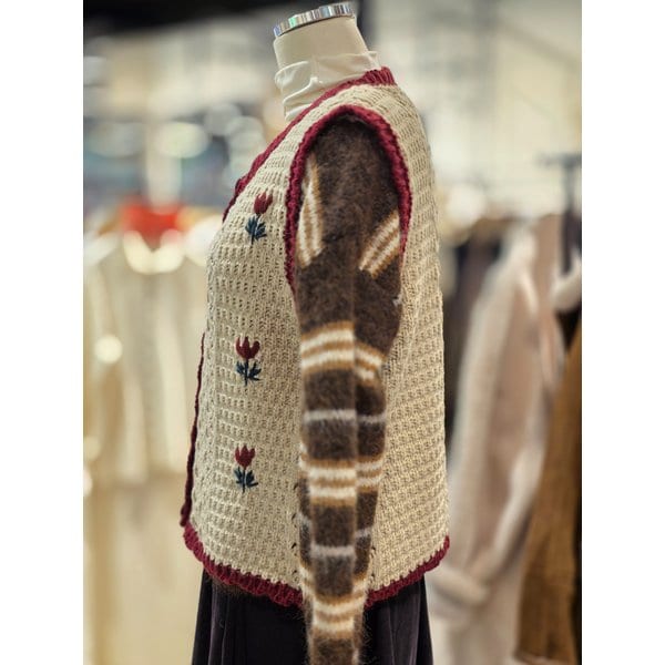 [파주점] 랩 플라워자수 니트베스트 AR7XG48A