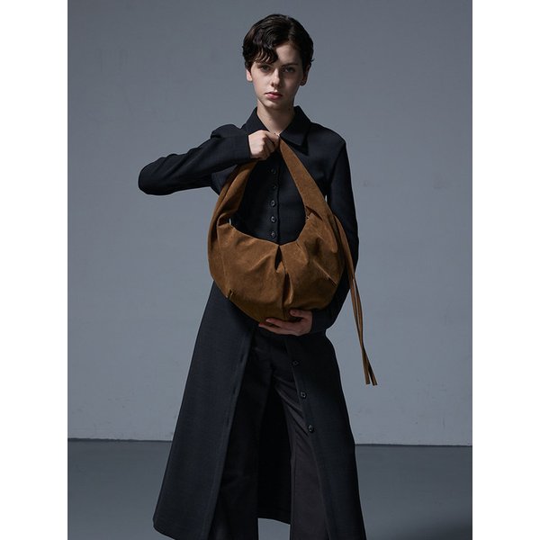 [단독]LUVIN BAG LARGE SUEDE CAMEL 러빈백 라지 스웨이드 카멜