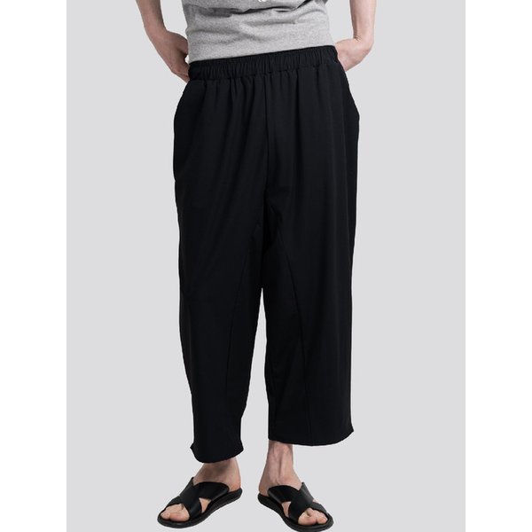 쿨터치 사방스판 벌룬핏 E밴딩 9부 와이드팬츠 CXS25MWPT613 BLA