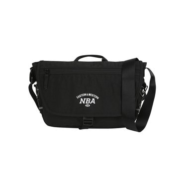 NBA 아치형 레터 메신저백 (N245AB053P)