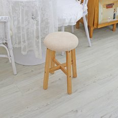 헬리콘 원목 원형 스툴 패브릭 베이지 의자 화장대 보조 의자