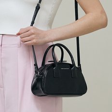 OZ Mini Half Moon Cross Bag Glossy Black