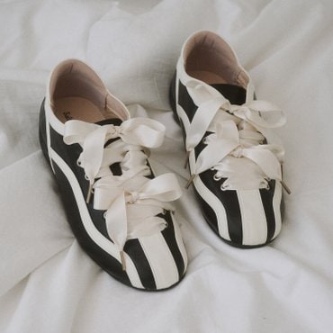 솔트앤초콜릿 [엔믹스 해원 착용] 롤라 스니커즈 412430007 (2cm/3colors)