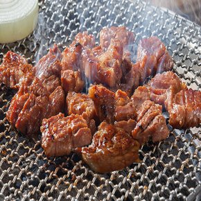 탱글 돼지갈비 맛 사각 양념목살 300g