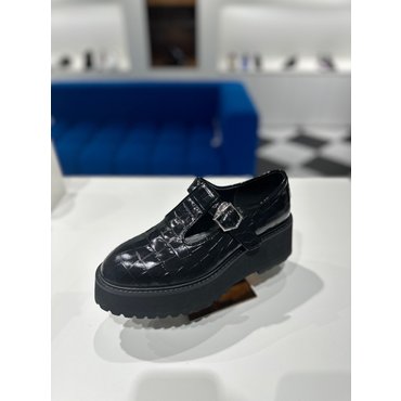 슈콤마보니 T strap platform loafer(black)_DG1DA23521BLK