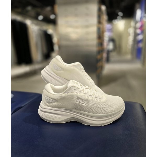 [파주점] RGB 아킴보 2.0 워킹화 (1RM02938H-100)