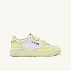 [AUTRY SNEAKERS]오트리 스니커즈/MEDALIST SNEAKERS WB/LIGHT YELLOW/UYD1M70003A30