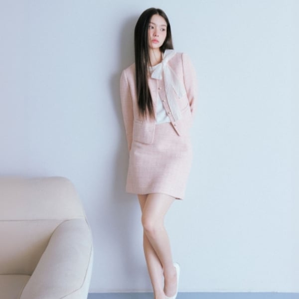 확대된 대표 .