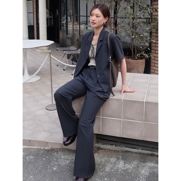 [세트] 레이나 하프 자켓 + 레이나 핀턱 슬랙스 차콜 amr2268