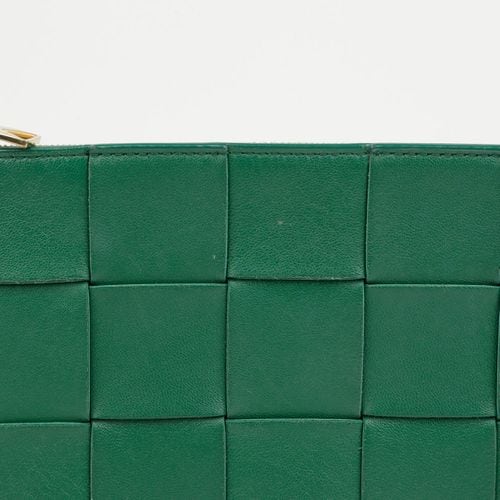 https://image-cdn.trenbe.com/resale-product-photo/875920/1793093177214-7a32fabb-a7af-4c1a-8b18-44c9a6663a72.JPG