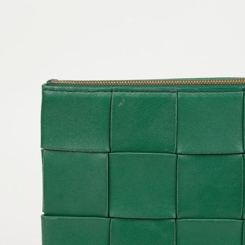 https://image-cdn.trenbe.com/resale-product-photo/875920/1793093177225-9df89a55-1864-41a3-b125-f7400c1c0294.JPG
