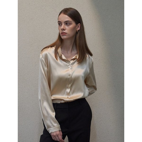 Vintage Collar Silk Shirt Beige