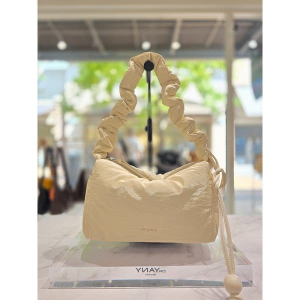 [부산점] 스크런치 숄더백 OAFBSD71 003