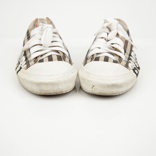 https://image-cdn.trenbe.com/resale-product-photo/893155/1792402219937-08f89847-1817-459d-a9b9-3b0c8dd251e6.JPG