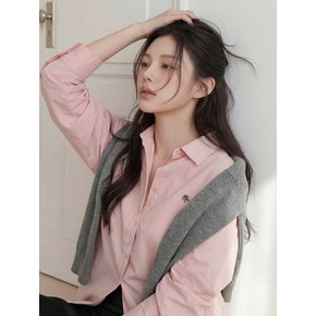 시그니처 자수 오버핏 셔츠