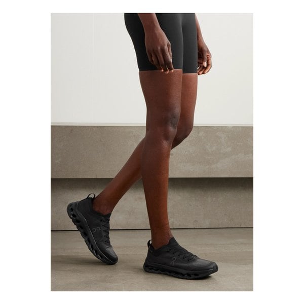 러닝 젠다야 클라우드틸트 문 메시 스니커즈 블랙 46376663162951601