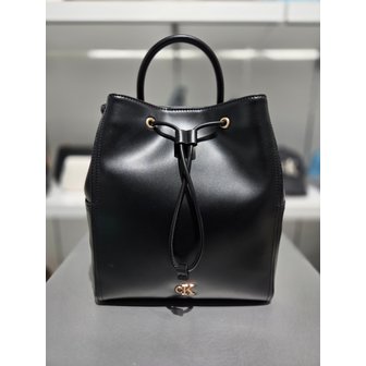 Calvin Klein Underwear [파주점] [캘빈클라인] 여성 하드웨어 모노그램 드로우 스트링 백팩 4F3329G-YIH