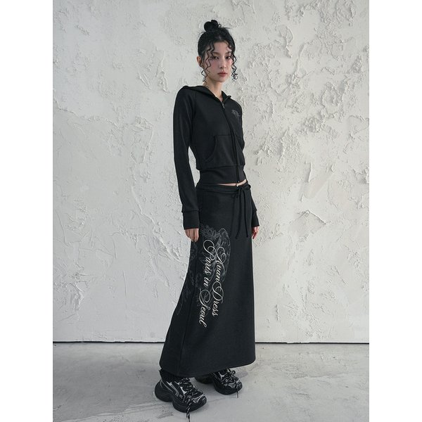 [SET] 다크 윙 크롭 후디 집업 + 하프 윙 그래픽 맥시 스커트