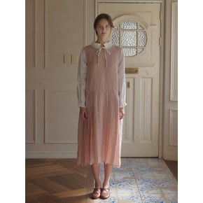 Pleated gathered linen dress