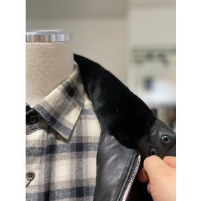 [시흥점] F/W 염소가죽 블랙 구스패딩 (RQHMLU53A)