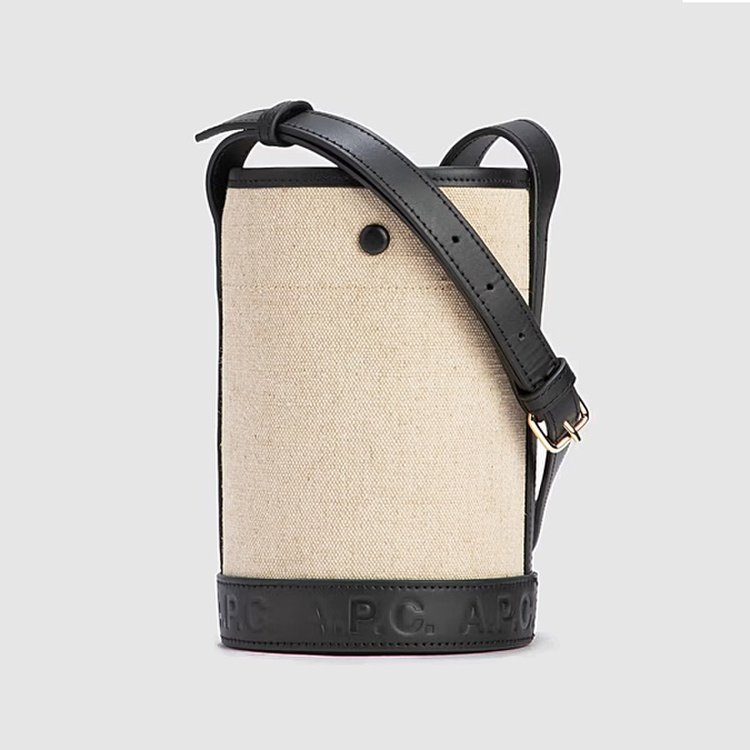 即発★A.P.C.★HELENE SMALL BUCKET BAG LIADV-F61542 即発☆A.P.C.☆HELENE SMALL BUCKET BAG LIADV-F61542 (A.P.C.