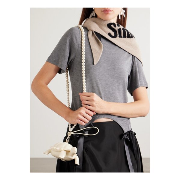 톨토이즈 인조 진주 장식 가죽 트리밍 아크릴 클러치 크림 46376663162908767