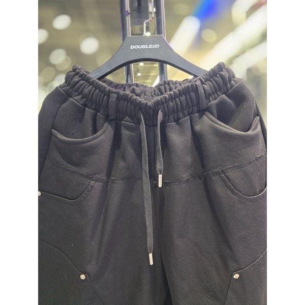 [시흥점] 공용 트윌하프  버뮤다핏 반바지블랙/JHZK81302BK