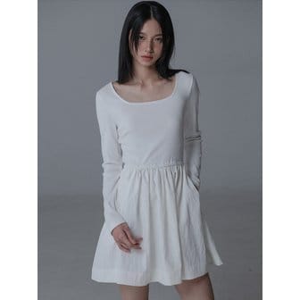 마스언에브릴 [리퍼브]SQUARE NECK SLIM SHIRRING ONEPIECE_CREAM