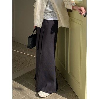 로브로브 [차콜 W컨셉 단독] [3차 리오더] 이지 저지 스커트_(2color)