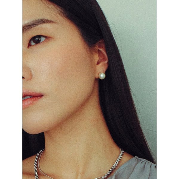 [단독]UNBALANCE PEARL EARRING SILVER