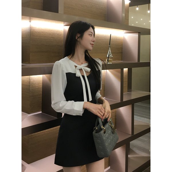 니나 배색 리본 타이 원피스_화이트