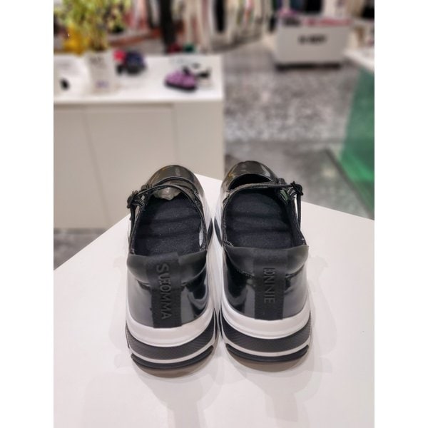 [제주점] 슈콤마보니[김나영 착용]Polygon buckle mary jane sneakers(black)DW4DA24509BLK