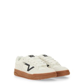 스니커즈 FW24 VN000D25_OVM1 5767510