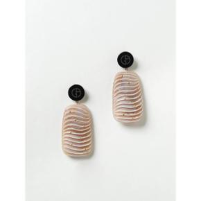 crafted resin earrings 61C6593F768 TP67279349