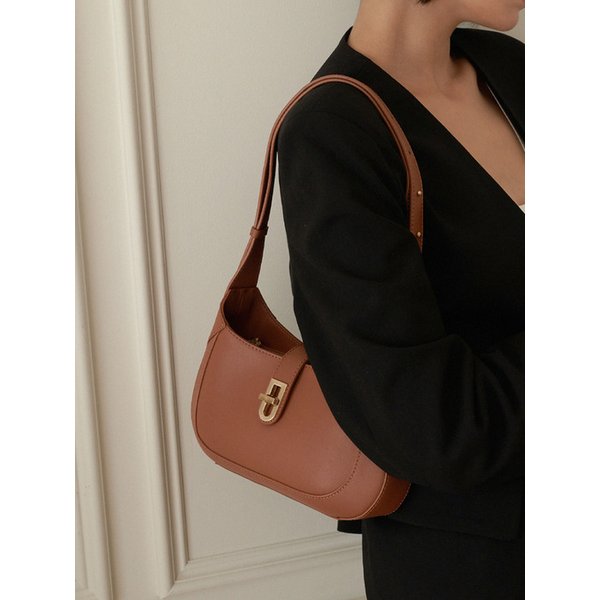 보니 러셀러 숄더백 OPFH011B