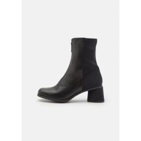 3691679 Camper KIARA - Classic ankle boots black 58389594