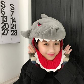 텐바이텐 귀여운 상어 동물모자 인형모자 인형탈 쓸데없는 쓸모없는 친구선물