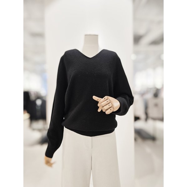 [파주점] [더아이잗컬렉션]오리지널 브이넥 풀오버 니트 CPAA1PO031