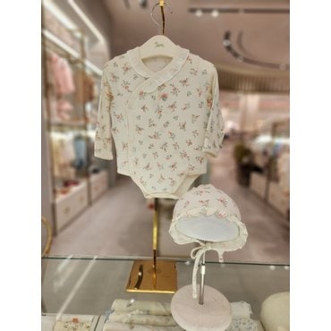 에뜨와 (25년 가을 신상품) 벨리아  배내수트 모자세트(07S5 17982,76782)