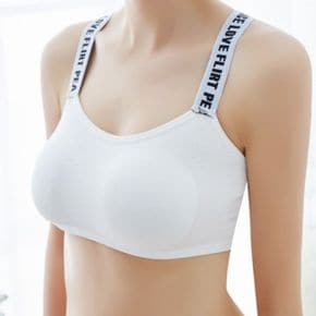 스포츠브라 깔끔한 캐주얼 웨딩게스트 간절기