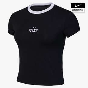 우먼스 나이키 스포츠웨어 칠 니트 슬림 크롭 티셔츠 NIKE HF8820-010