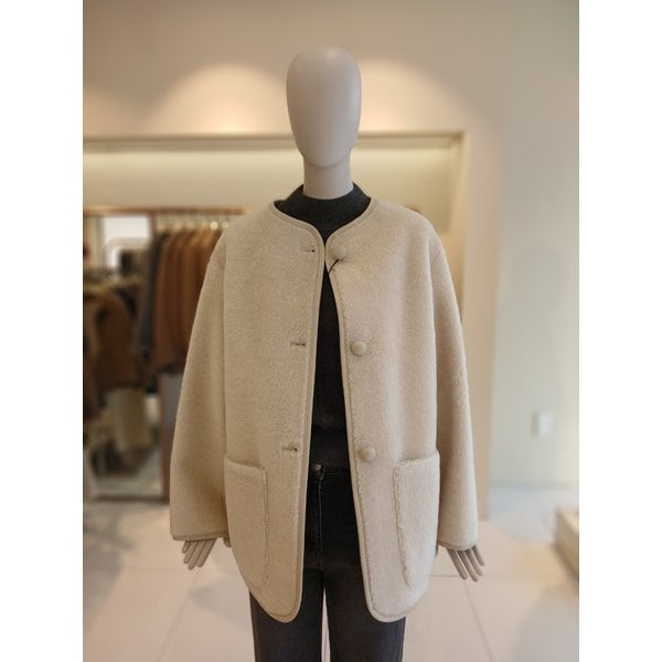 [여주점] 씨씨콜렉트 칼라리스하프무스탕점퍼 E254psj168