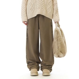 grove (그로브) 25WT HAILEY FLEECE PANTS (BEIGE)