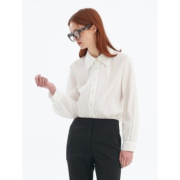 올리브데올리브 카라 포인트 주름 블라우스 OW4SB225