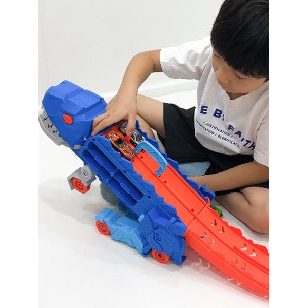 우걱우걱 공룡카캐리어