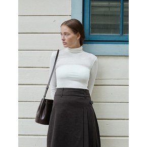 COZY WOOL TURTLENECK T-SHIRT [IVORY]