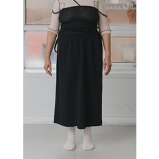 베이스레인지 24SS ROUTE SKIRT (ITALIAN FLEECE) IN BLACK