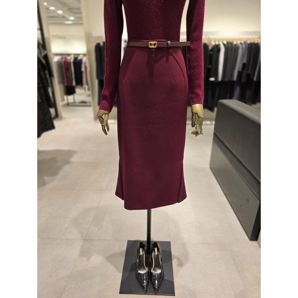 [파주점] 슬릿 포인트 머메이드 스커트  JRAA0SK613