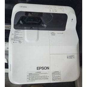 초단초점 EPSON EB - 685W 중고빔프로젝터