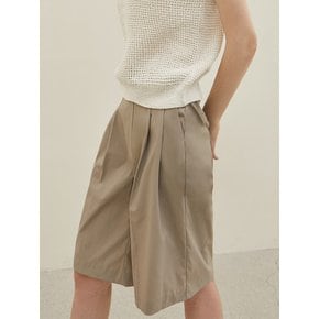 pintuck bermuda pants_BEIGE